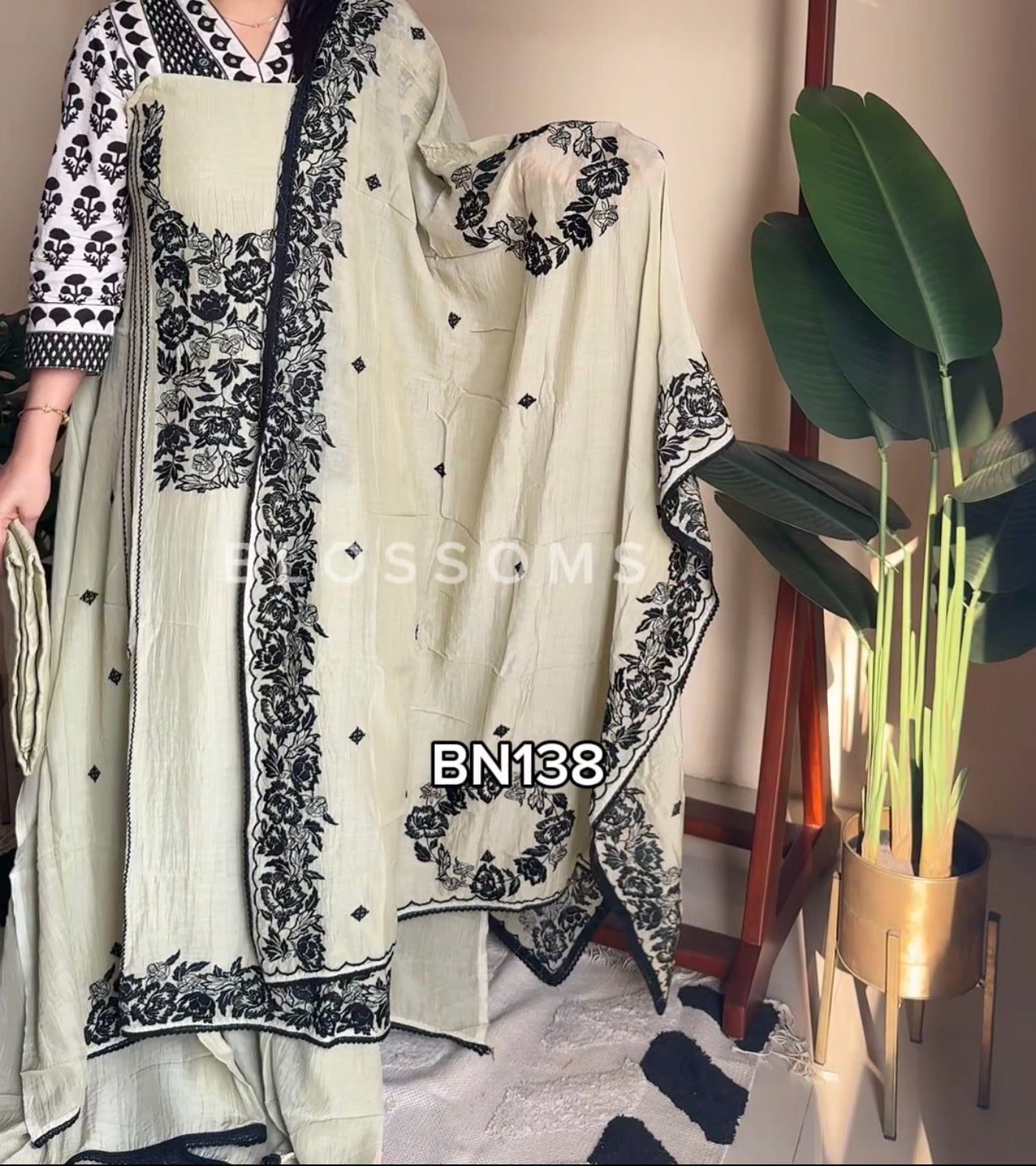 Unstiched-BN138