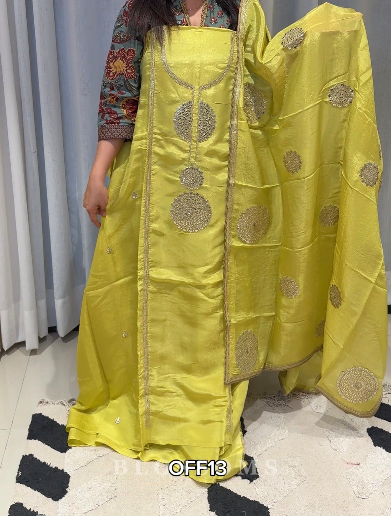 Unstiched-OFF13