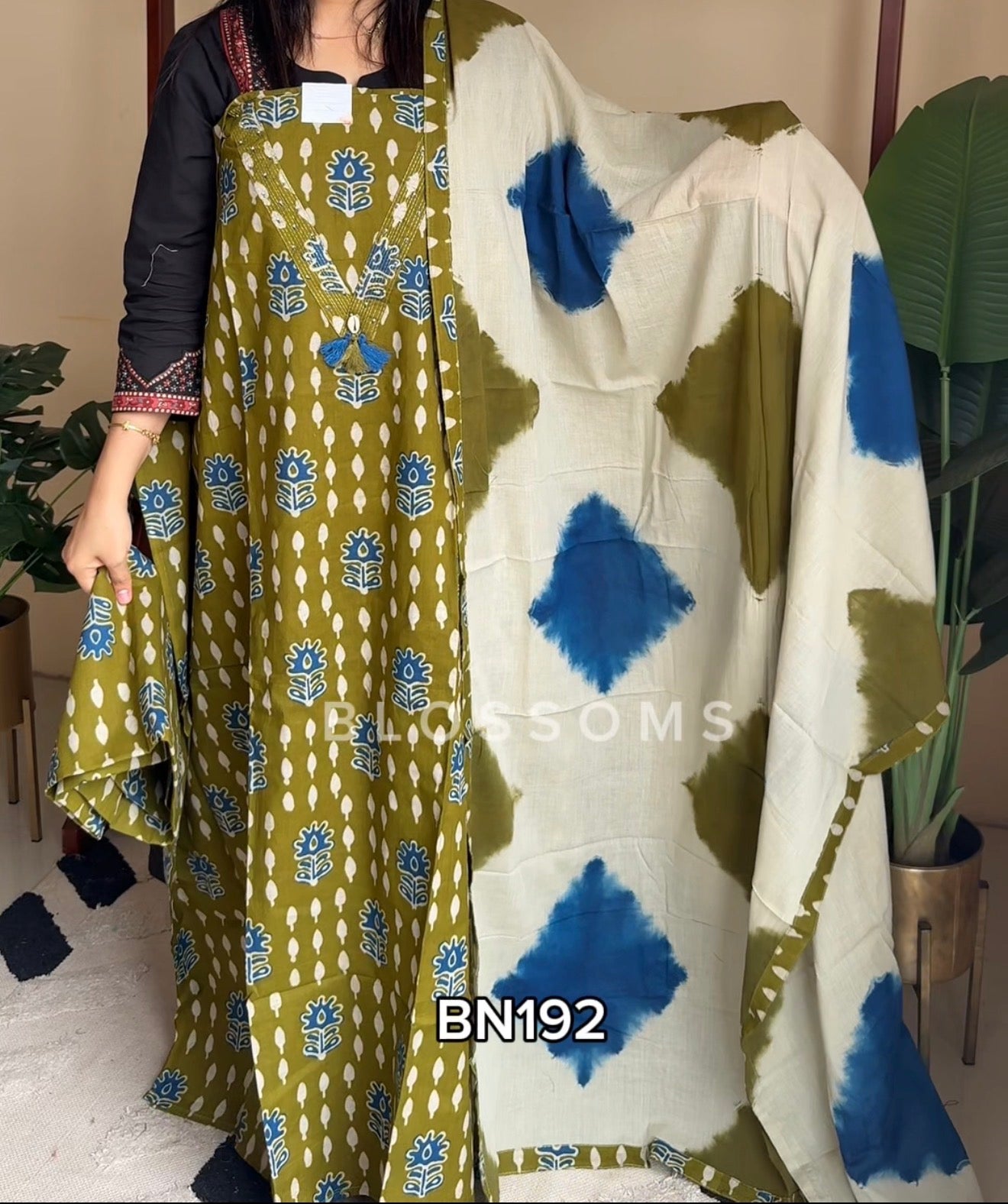 Unstiched-BN192