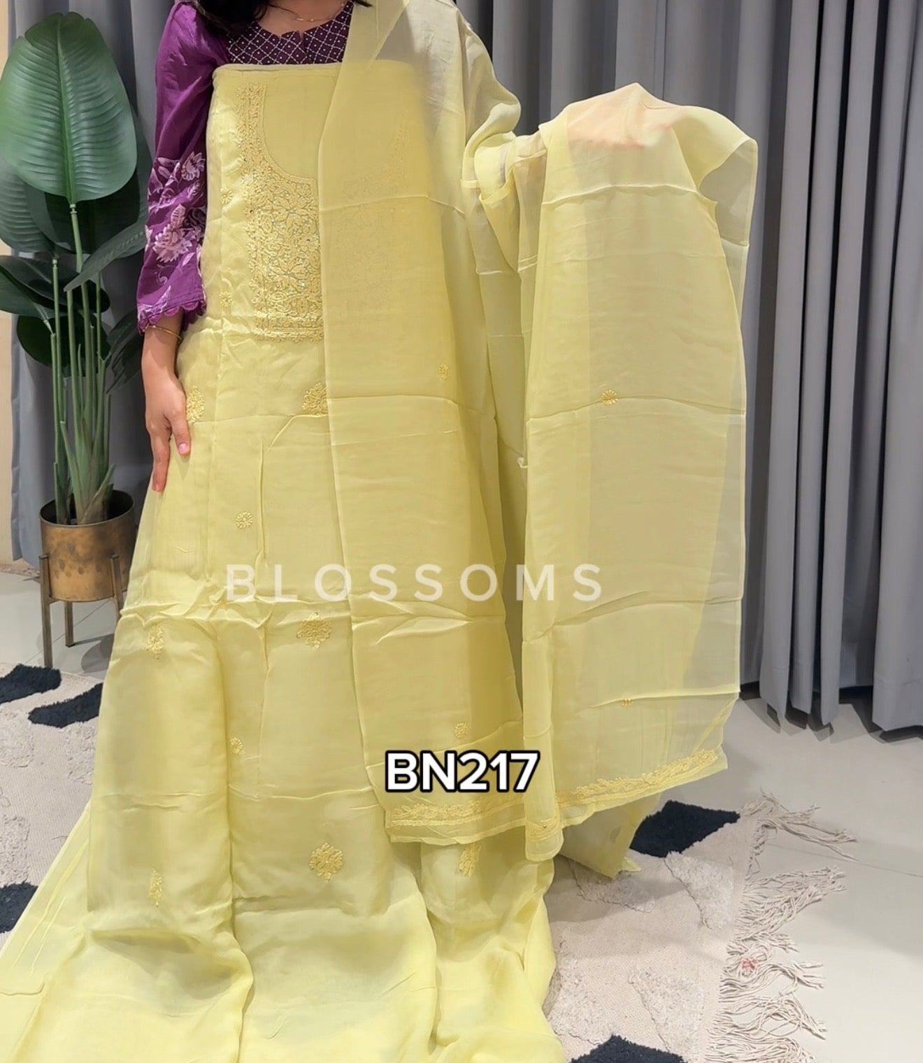 Unstiched-BN217