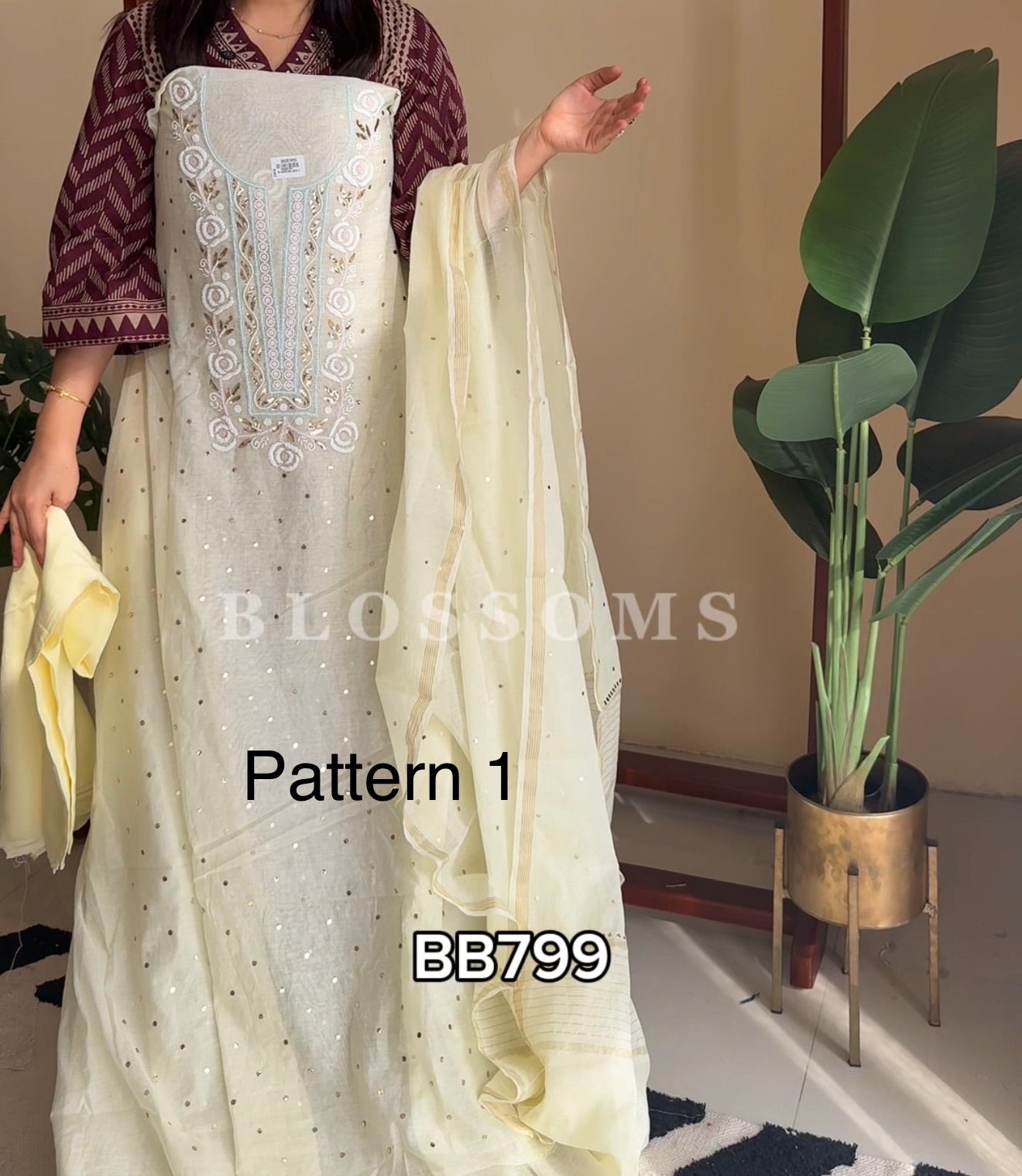 Unstiched- BB799