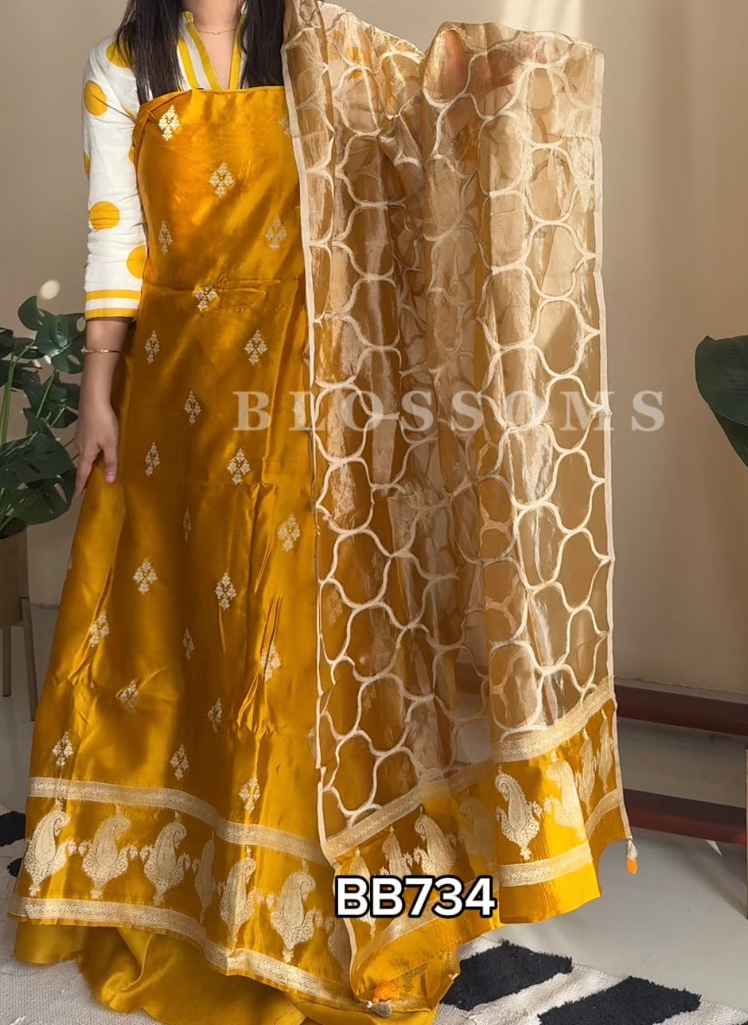 Unstiched BB734
