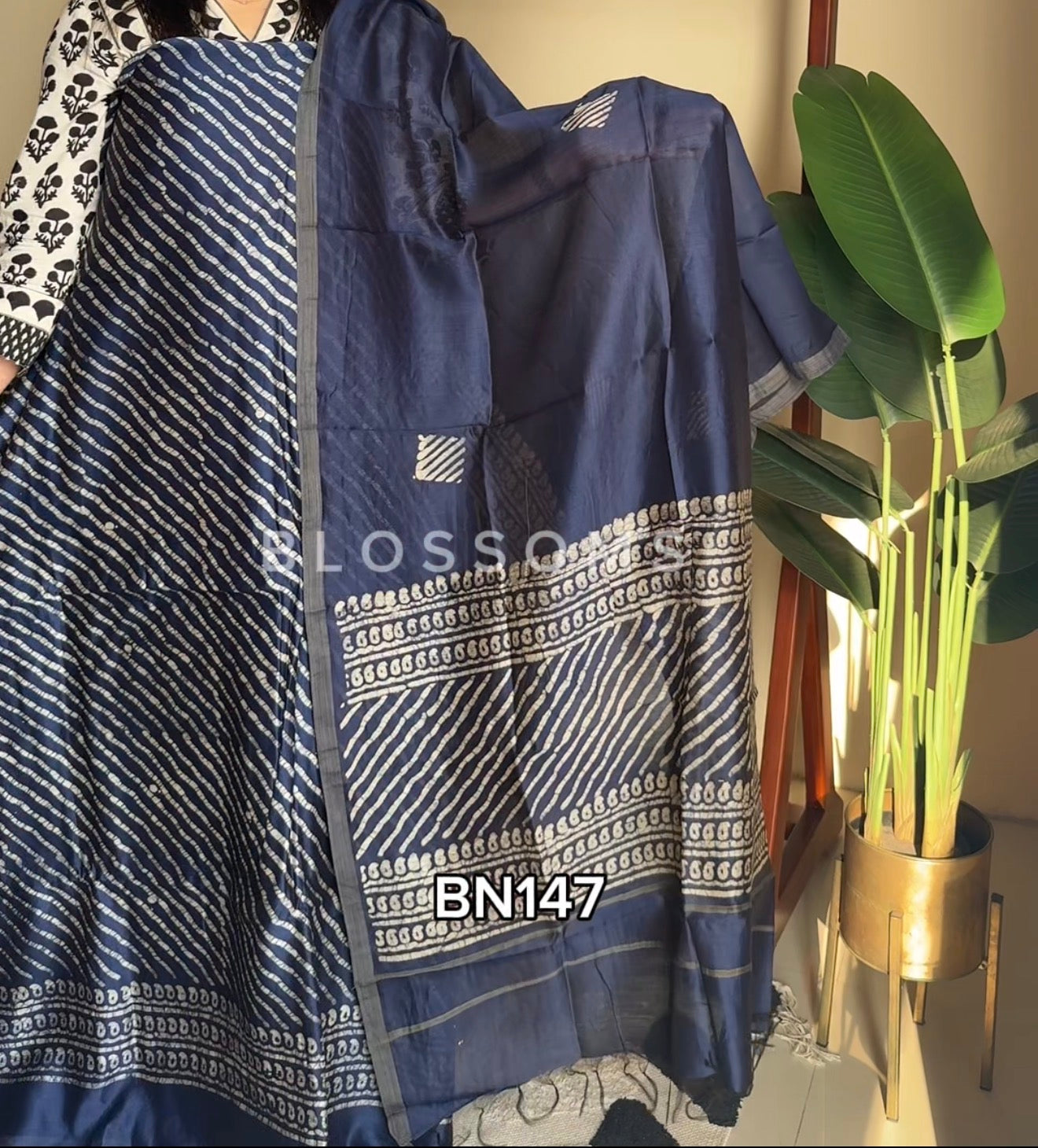 Unstiched-BN147