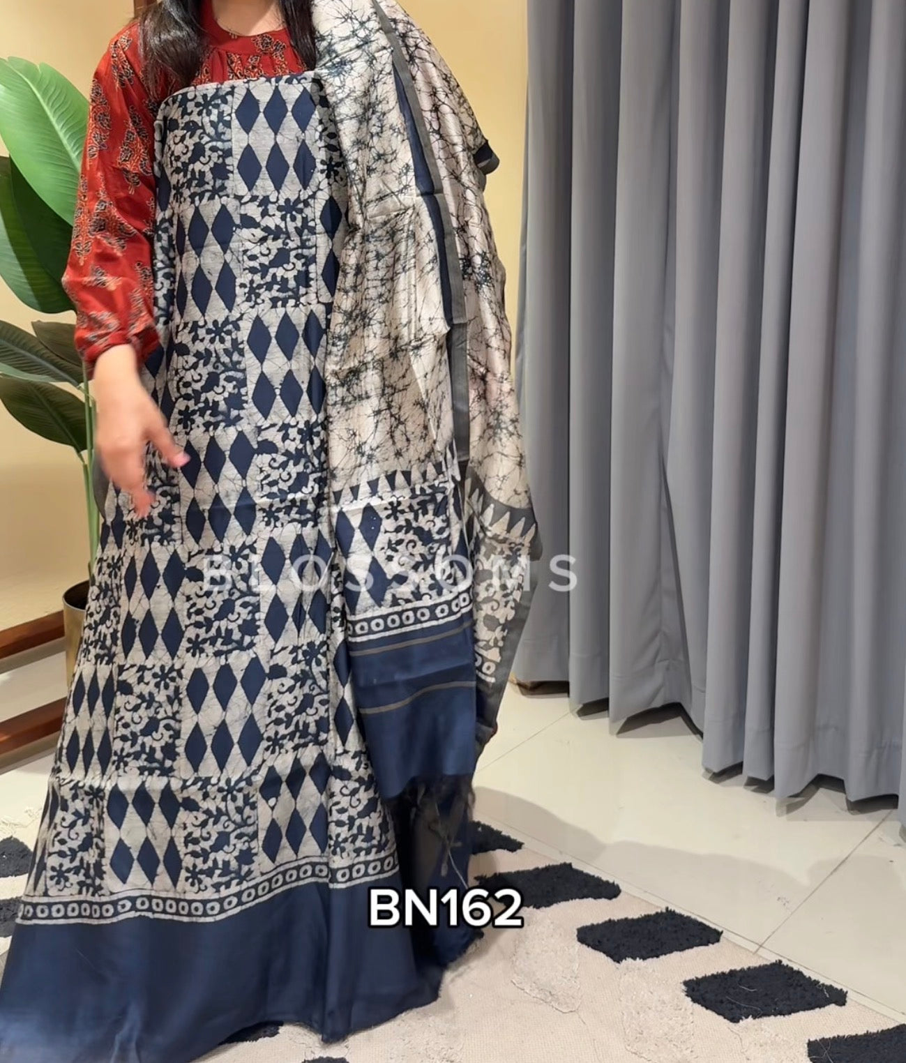 Unstiched-BN163