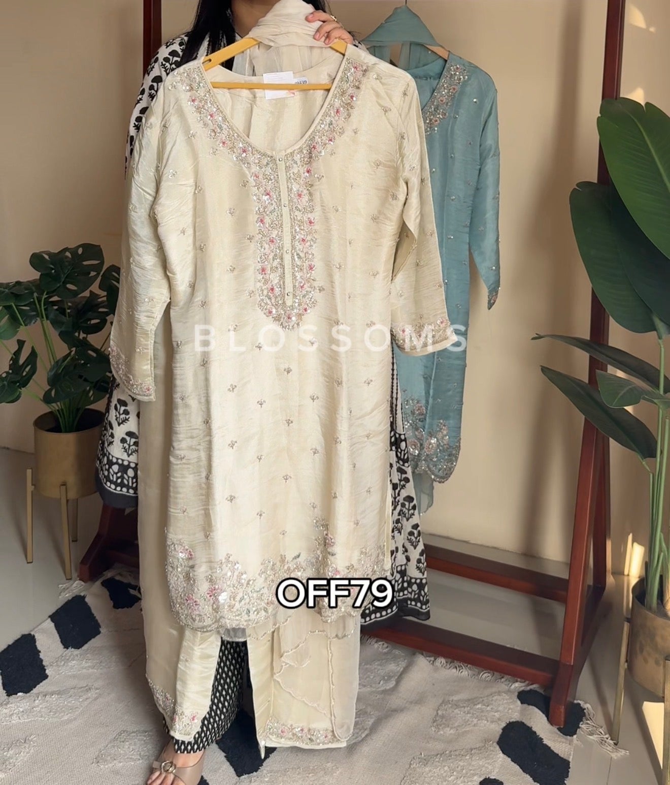 Ready/offer-OFF79