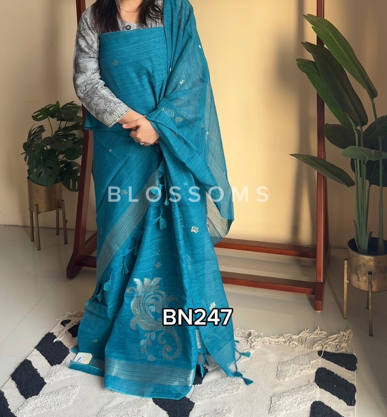 Unstiched-BN247