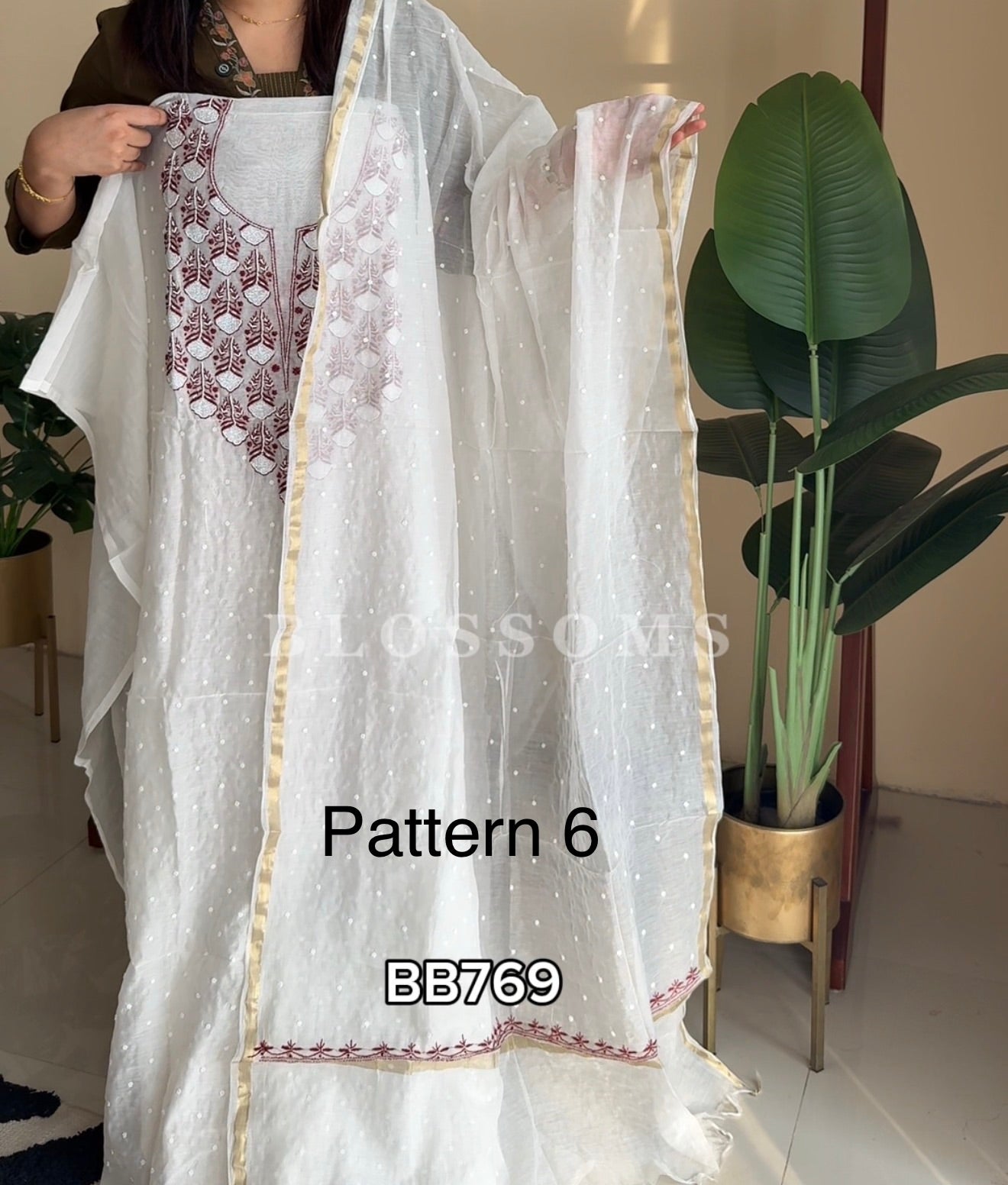Unstiched- BB769