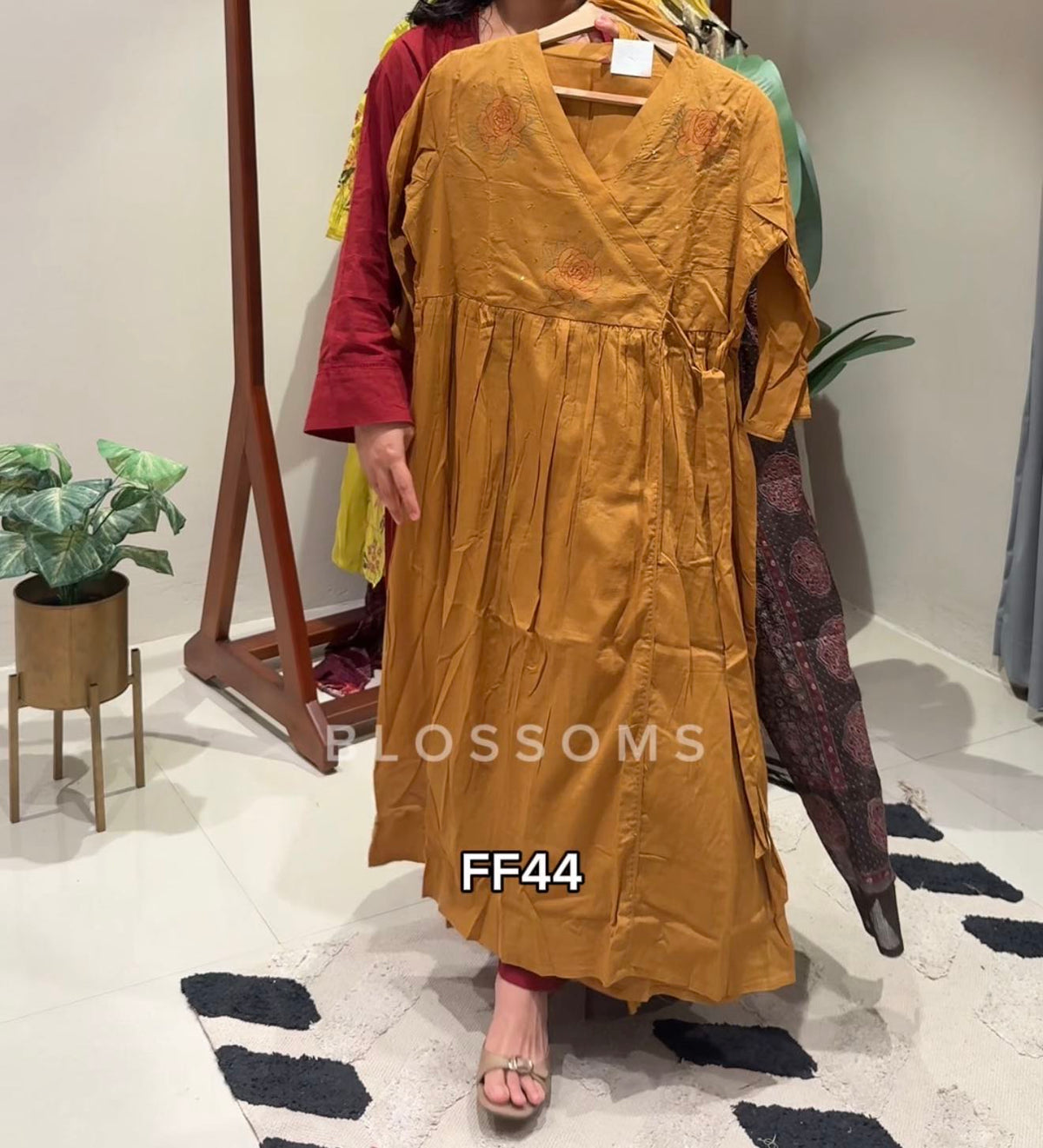 Ready/Offer-FF44