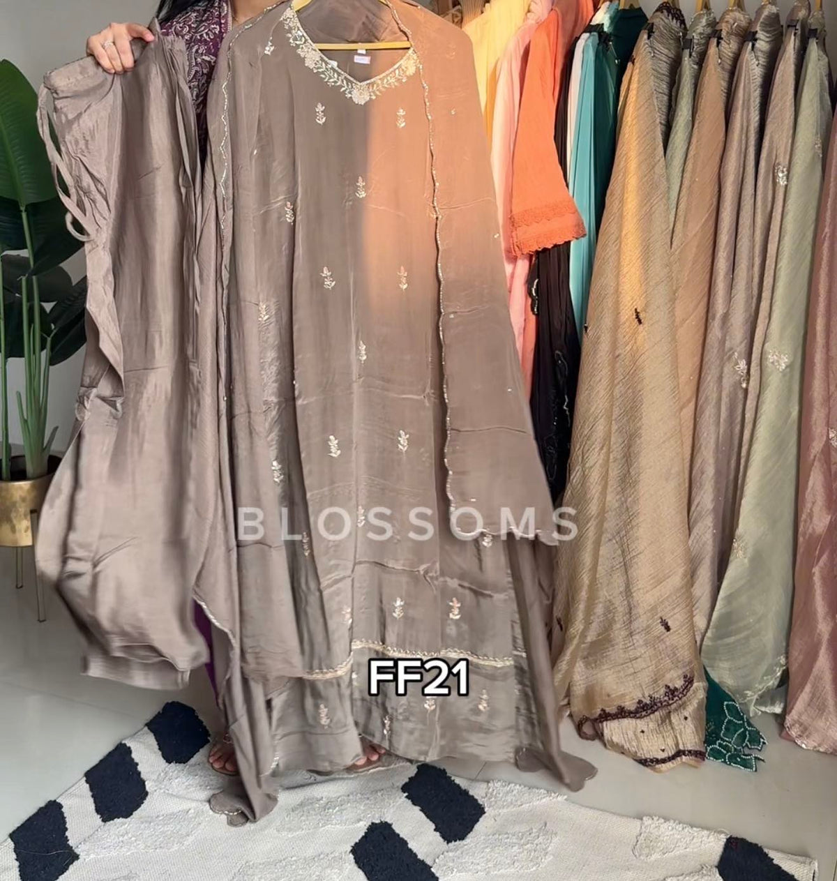 Ready/Offer-FF21