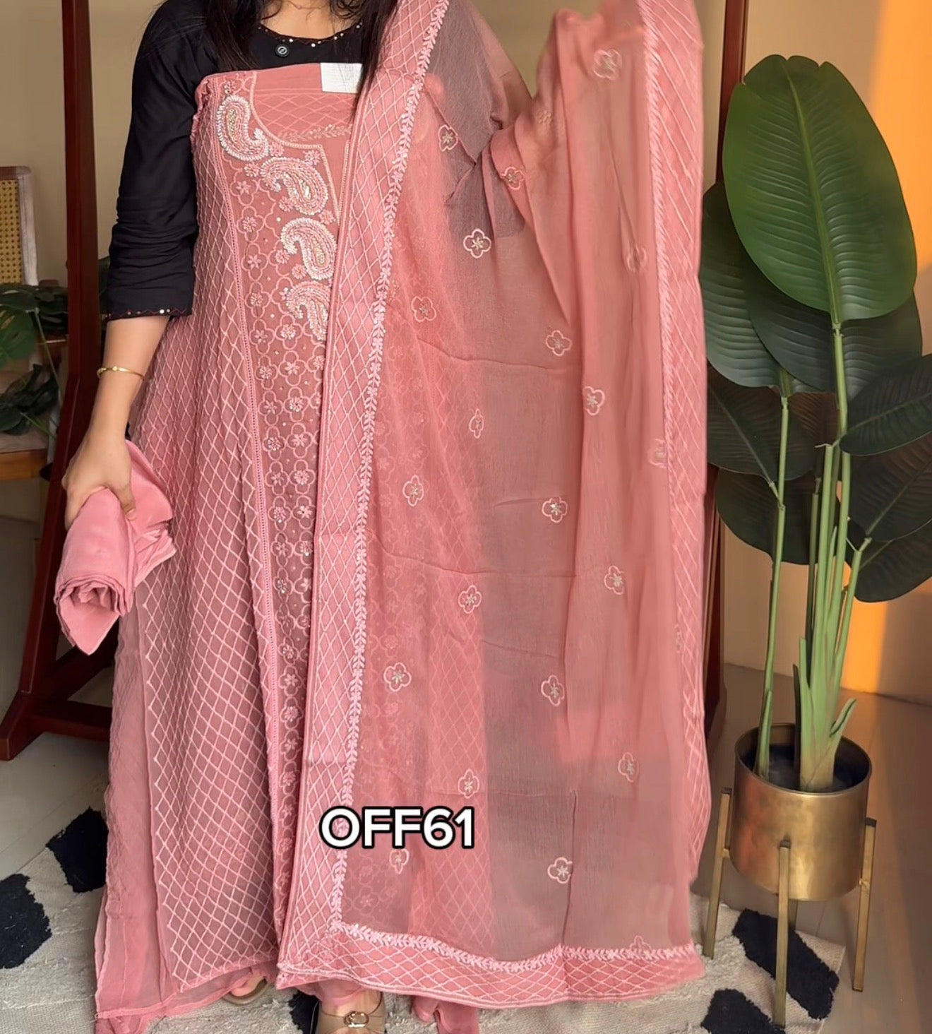 Unstiched/offer- OFF61