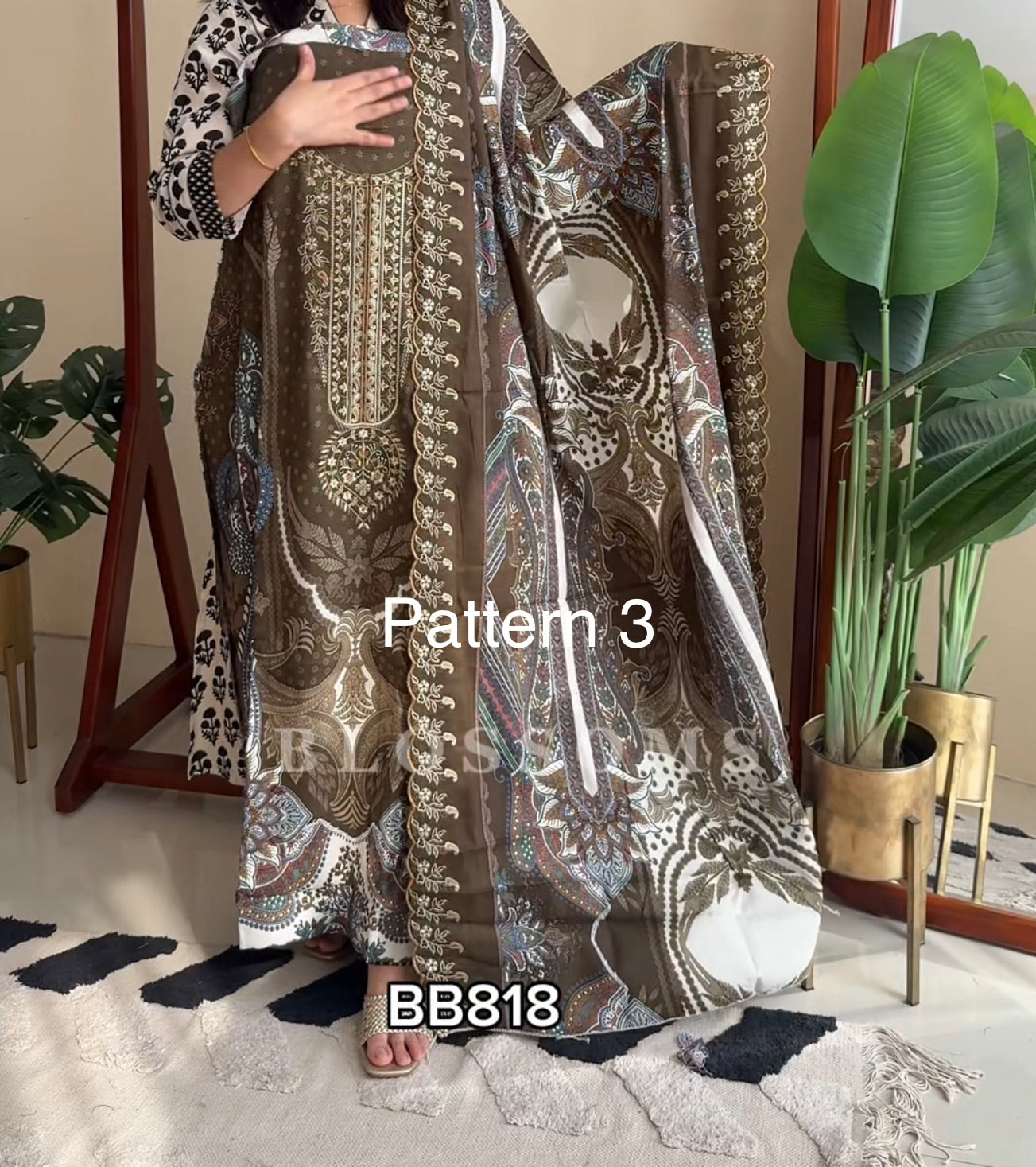 Unstiched - BB818
