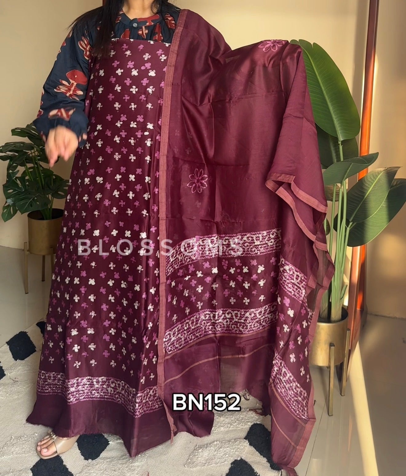 Unstiched-BN152