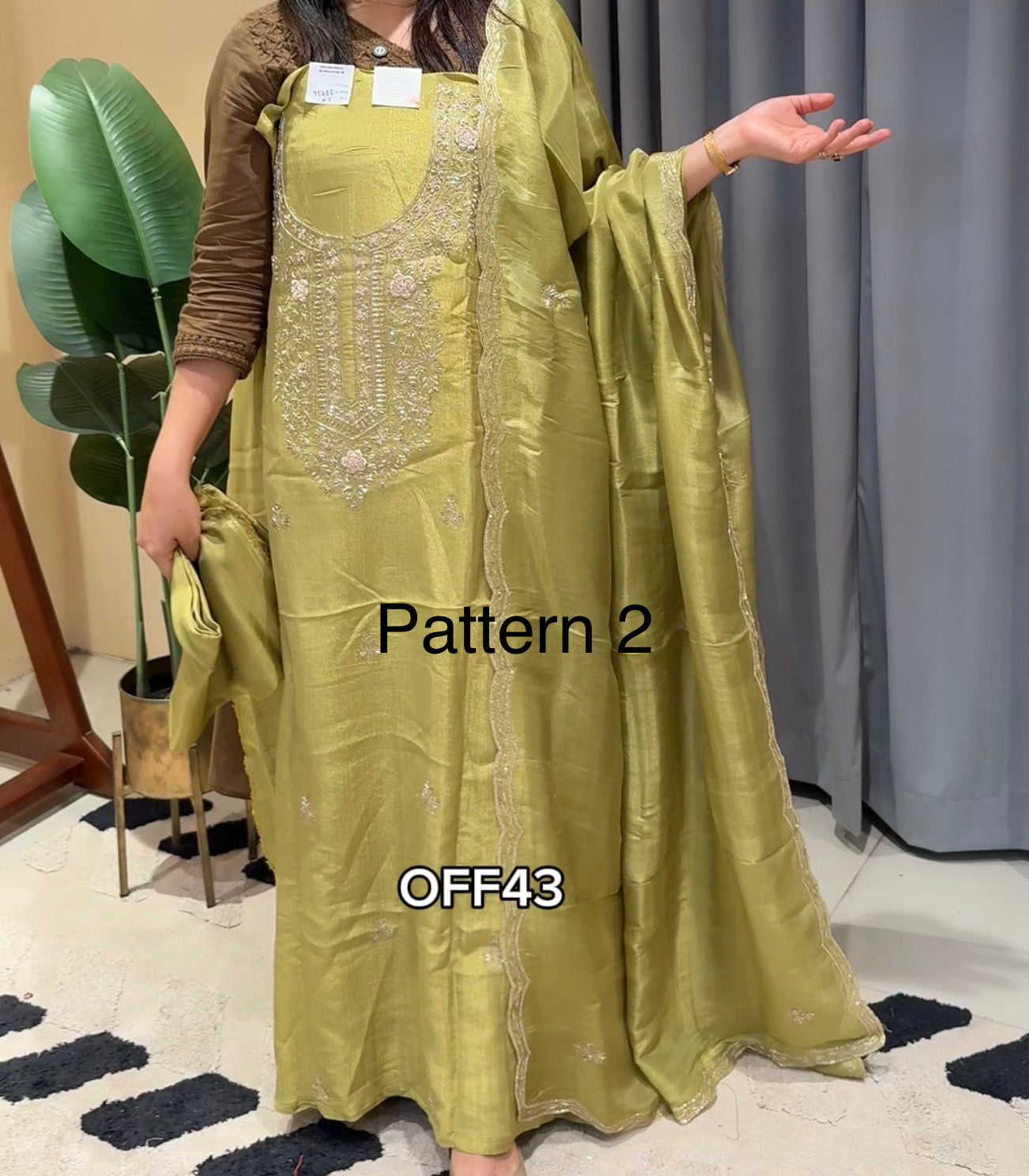 Unstiched/offer- OFF43