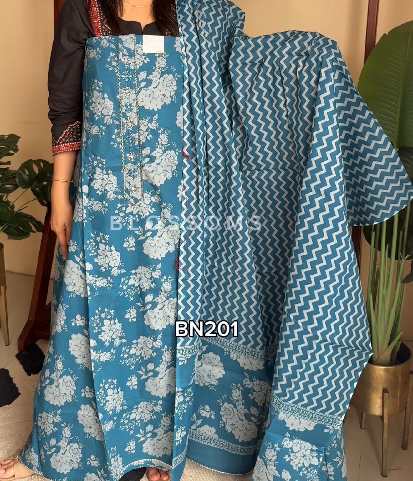 Unstiched-BN201