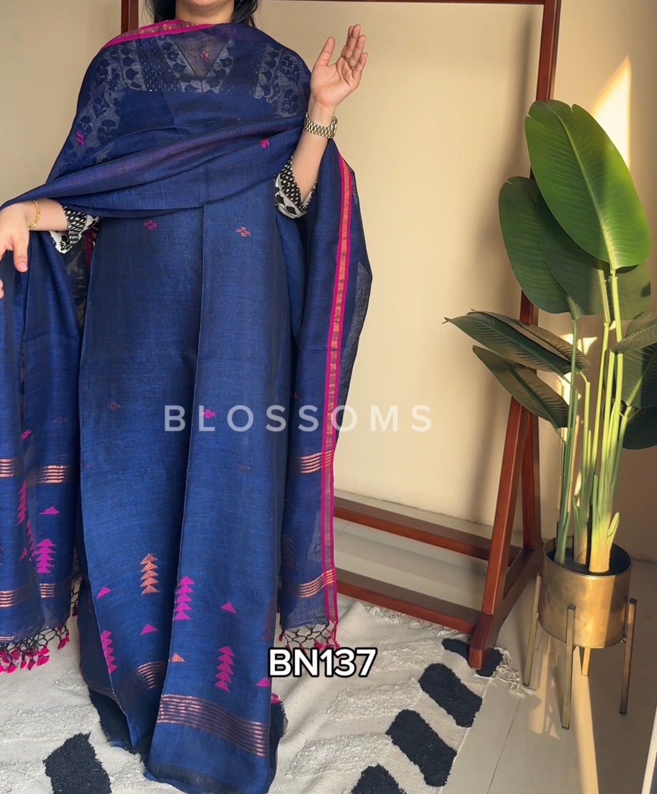 Unstiched-BN137