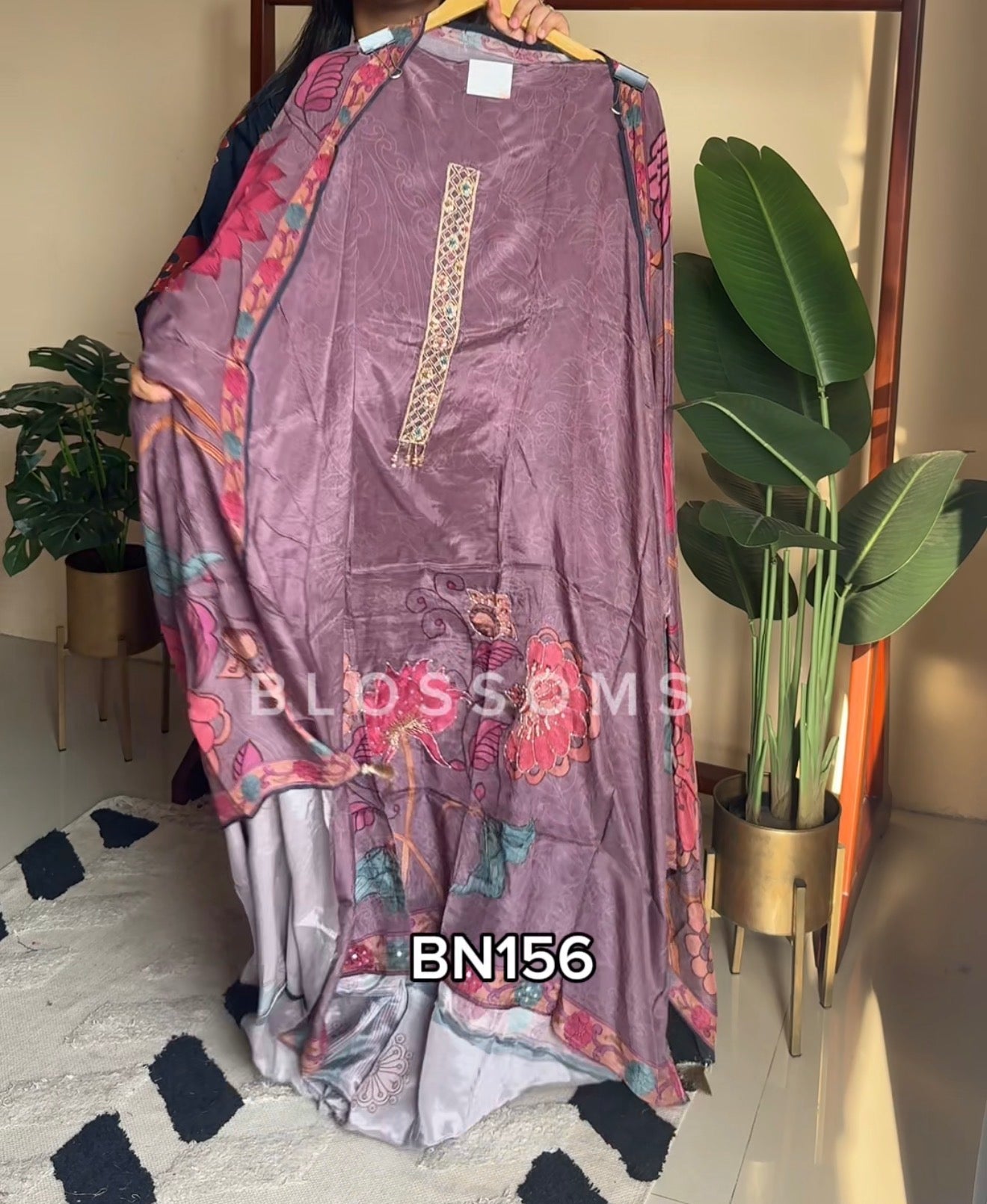 Unstiched-BN156