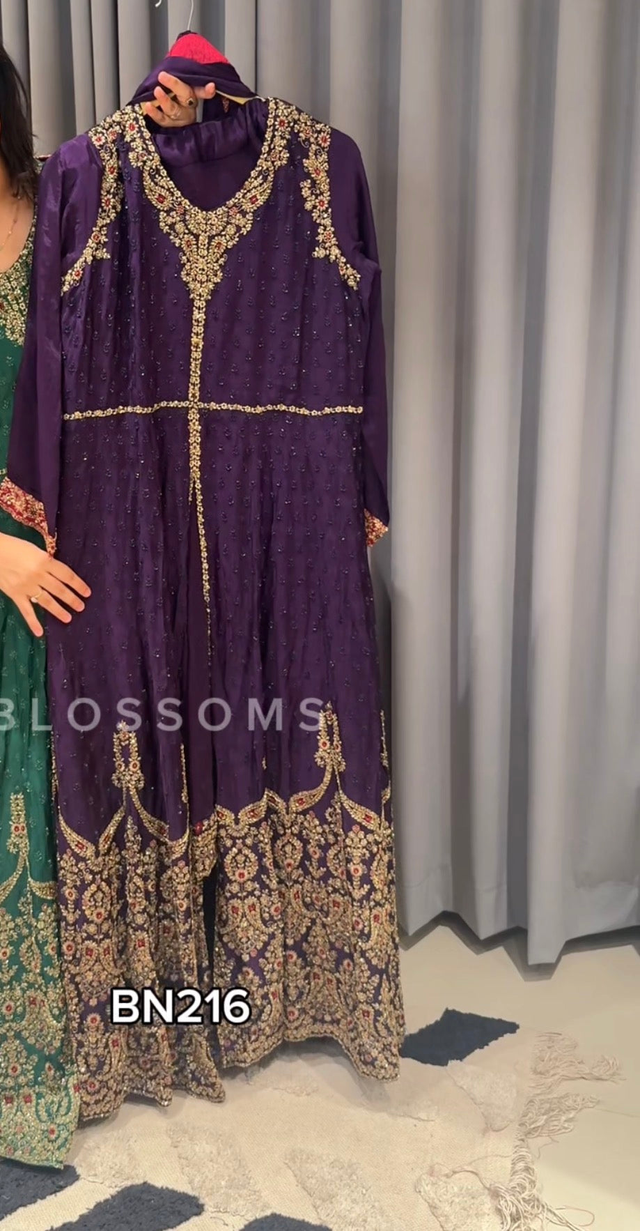 Premium partywear ready-BN216