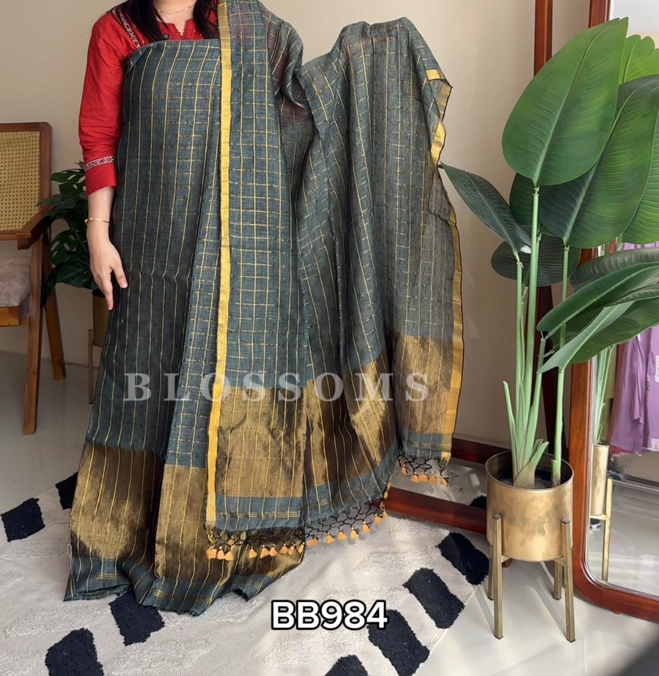 Unstiched no bottom- BB984