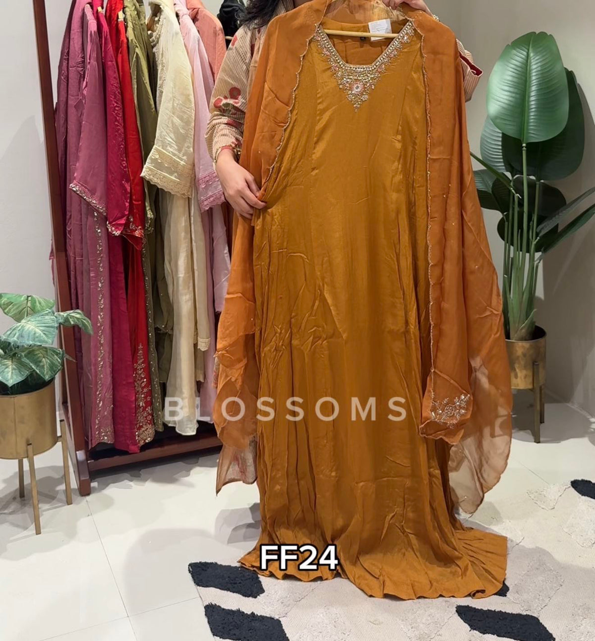 Ready/Offer-FF24