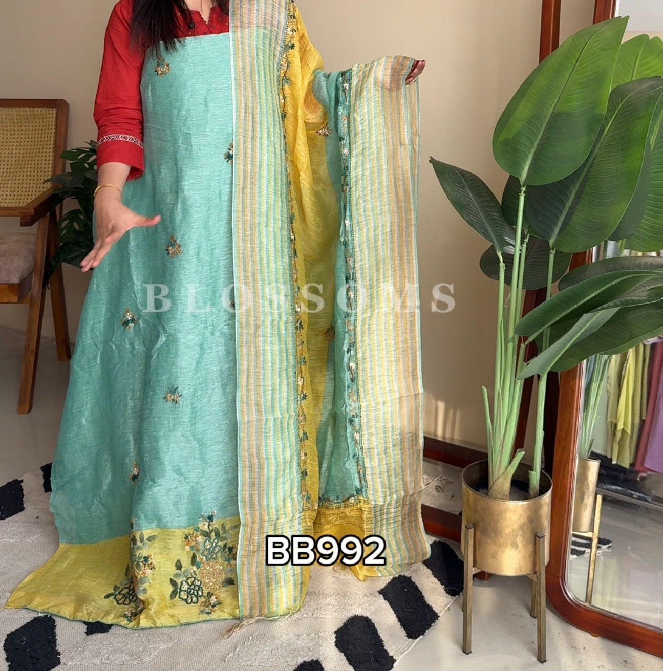Unstiched-BB922
